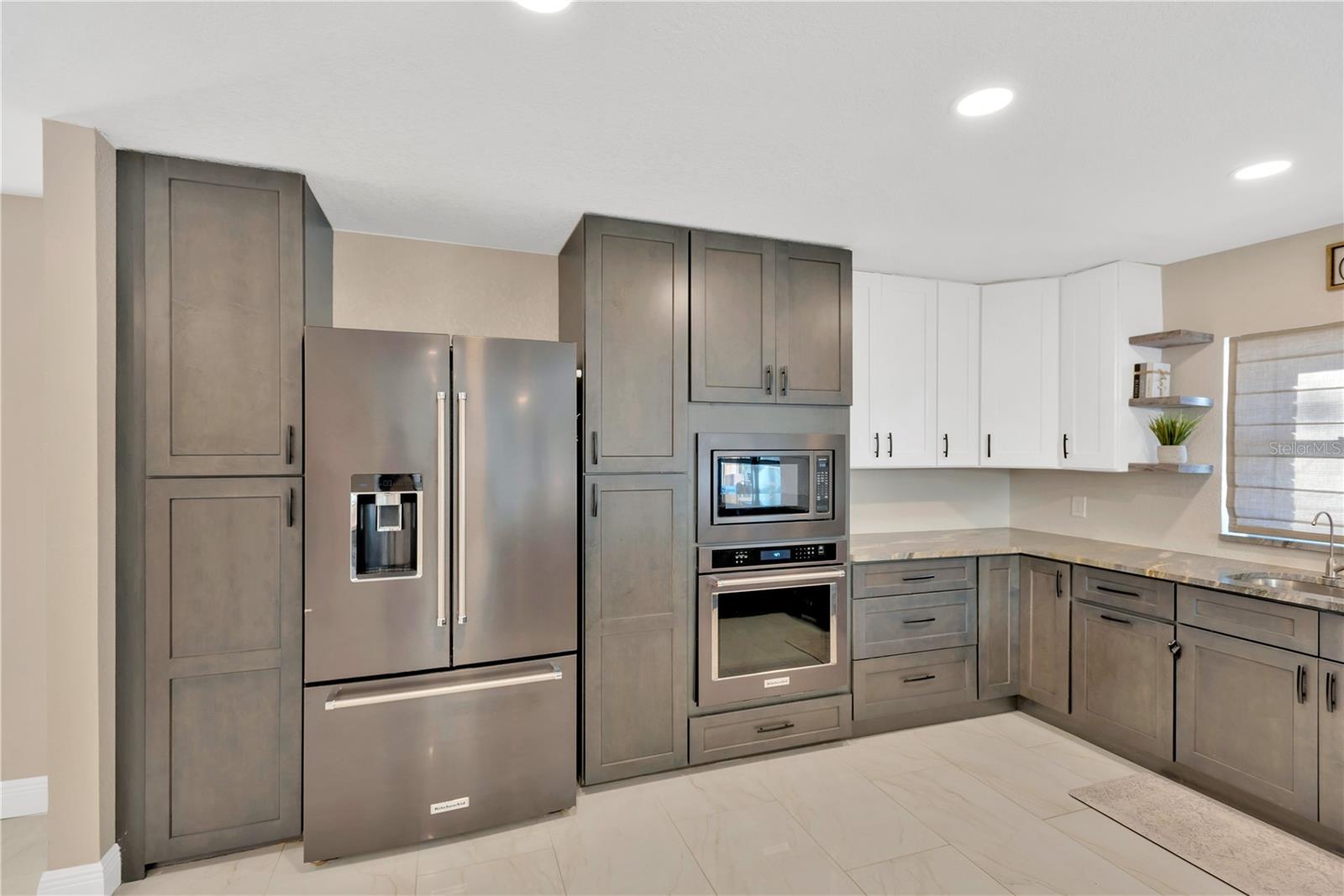 25209 BUNTING CIR, LAND O LAKES, FL, 34639