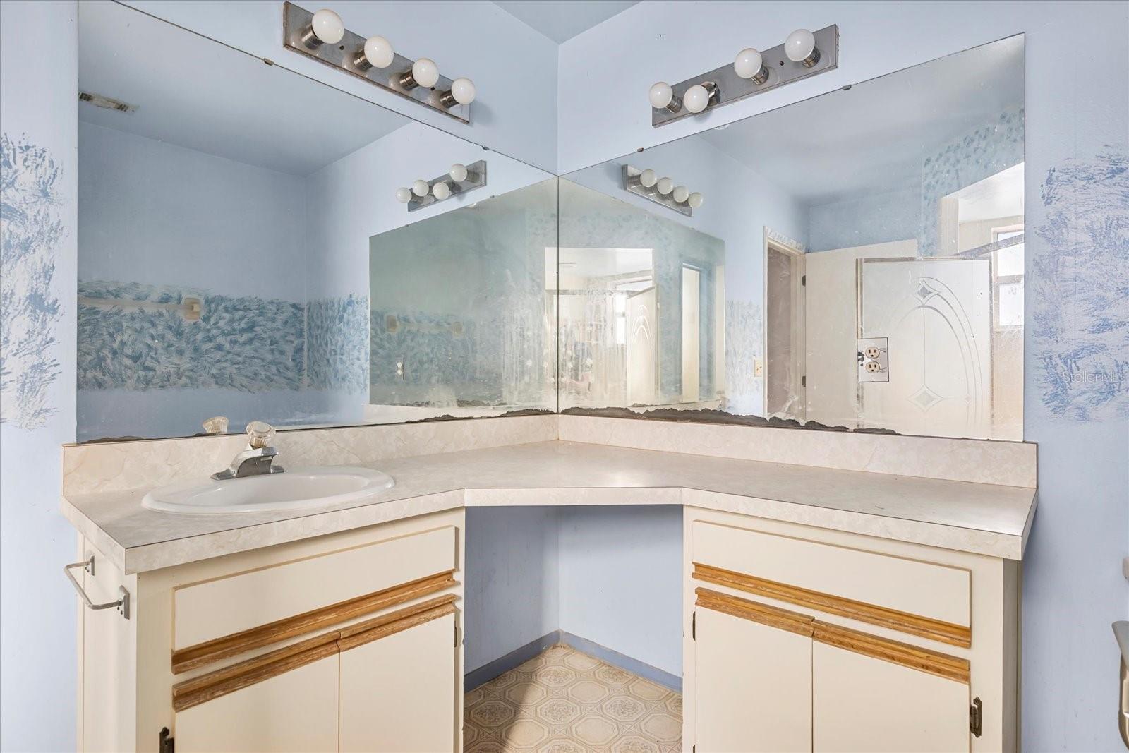 1950 BATON ROUGE CT, ORLANDO, FL, 32818