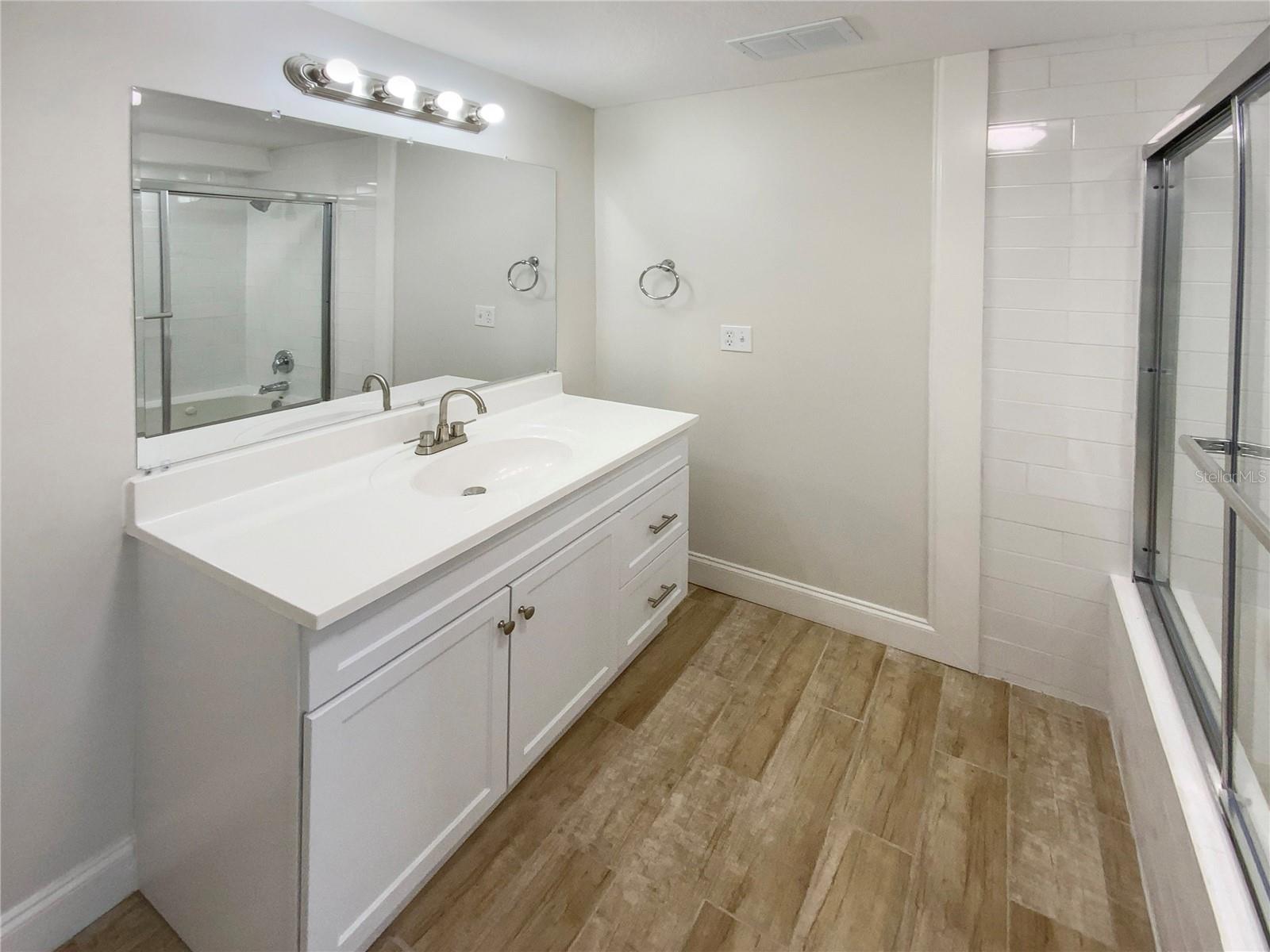7838 EMU DR, ORLANDO, FL, 32822