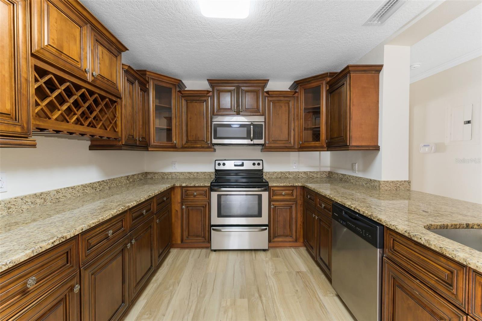 4727 W BAY VISTA AVE, TAMPA, FL, 33611