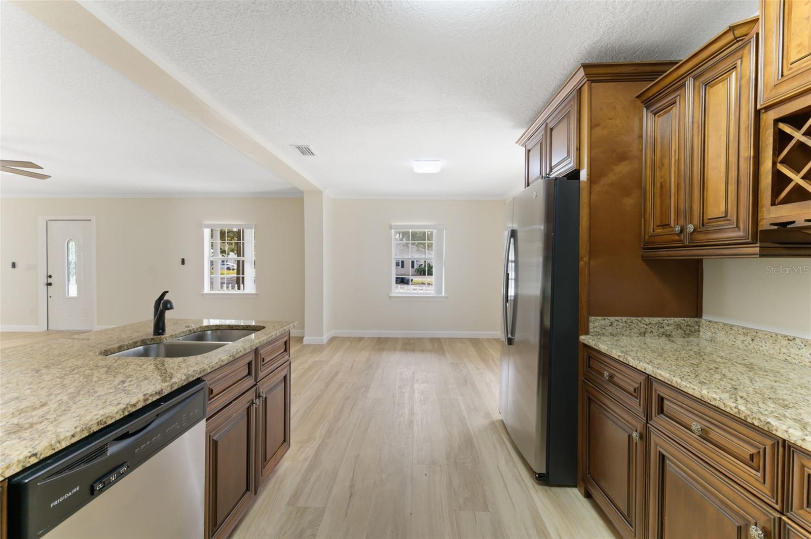 4727 W BAY VISTA AVE, TAMPA, FL, 33611