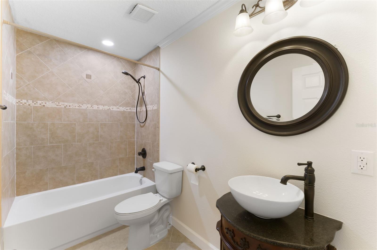 4727 W BAY VISTA AVE, TAMPA, FL, 33611