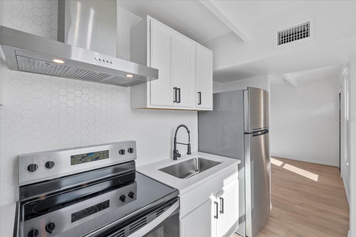 1829 CLUB CIR, LAKE WALES, FL, 33898