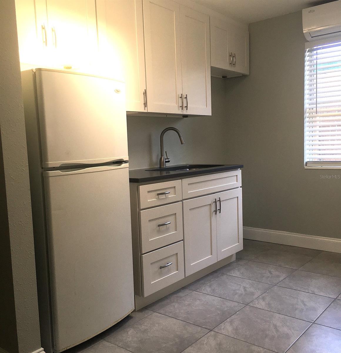 8 W PAR ST #2, ORLANDO, FL, 32804