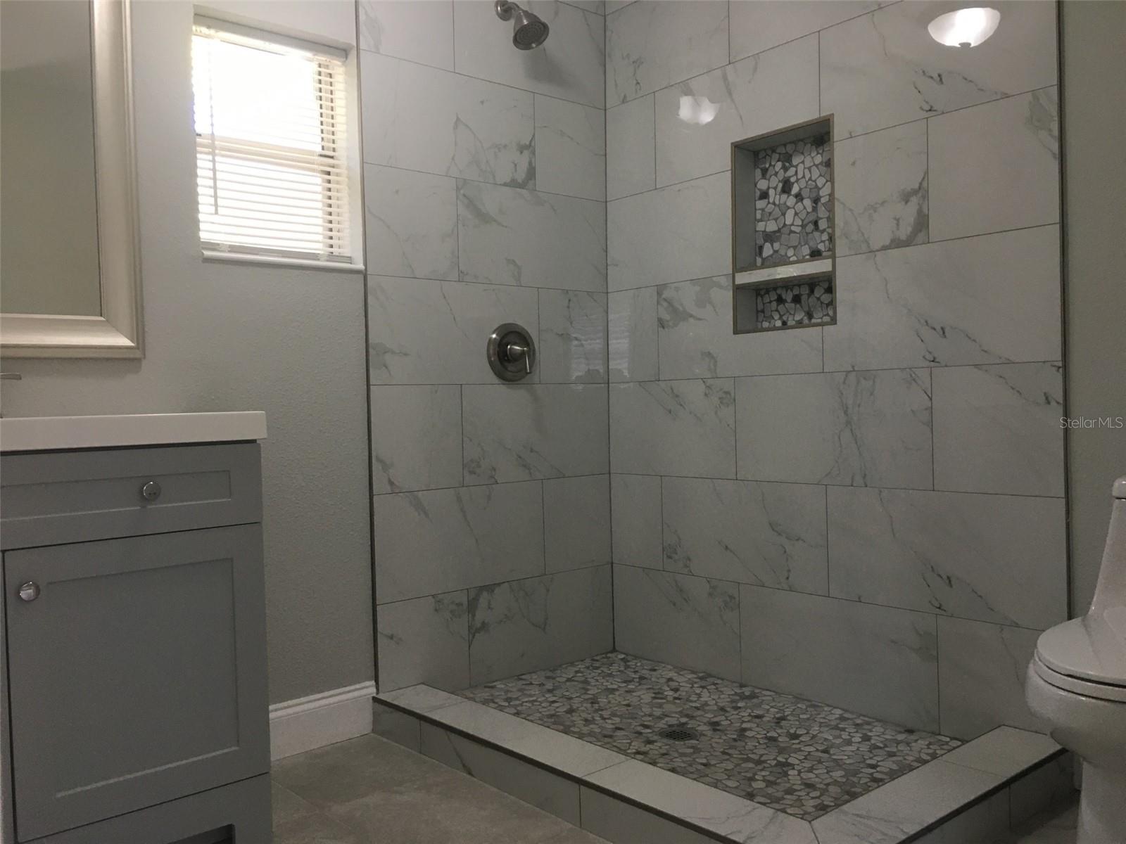 8 W PAR ST #2, ORLANDO, FL, 32804