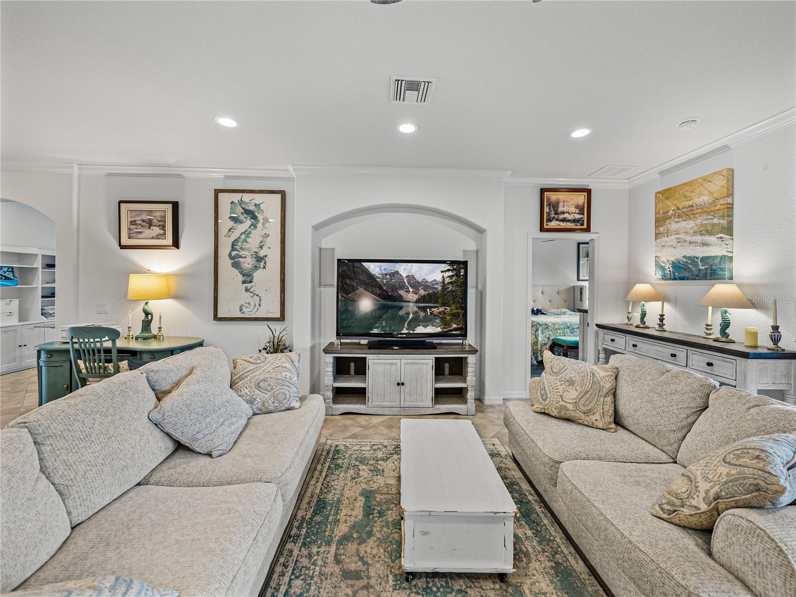 4240 DUNMORE DR, LAKE WALES, FL, 33859