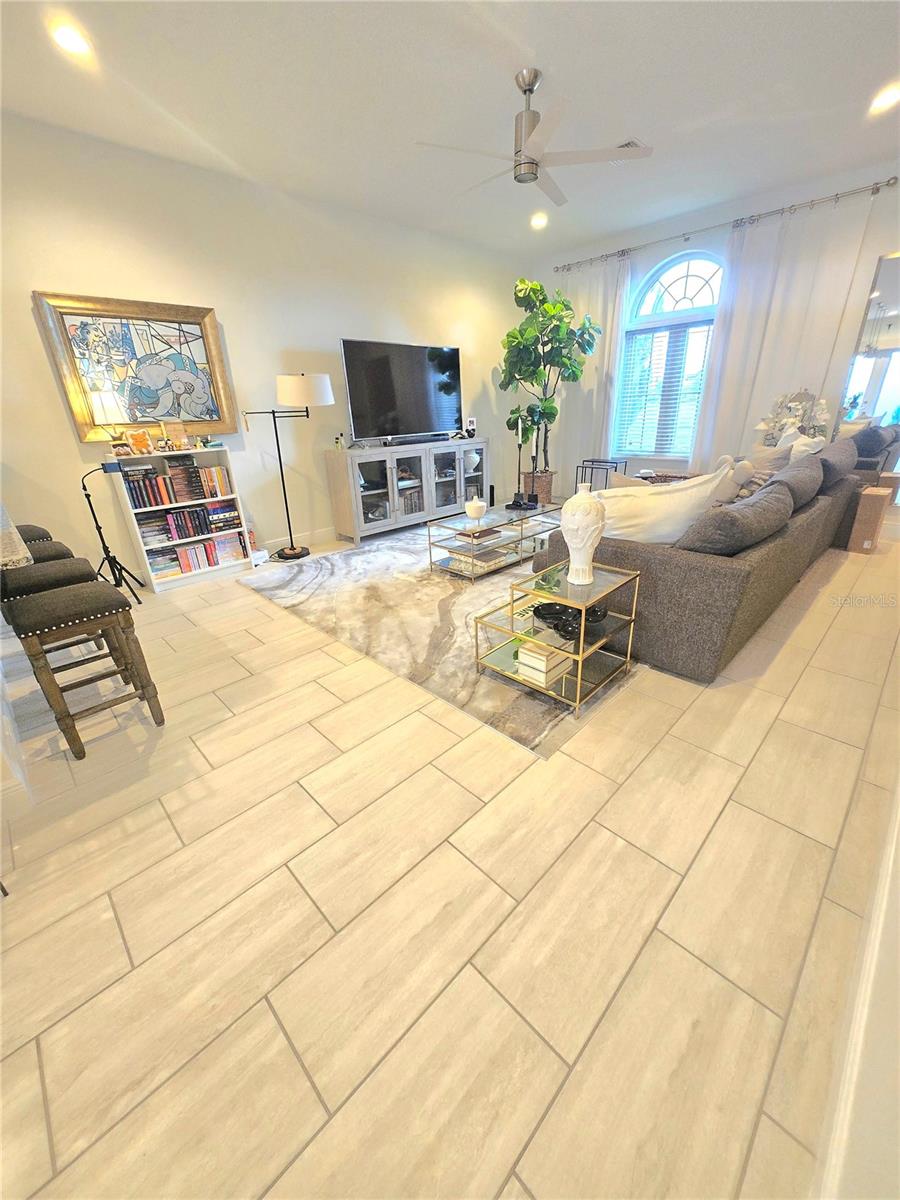 8877 LAKESHORE POINTE DR, WINTER GARDEN, FL, 34787