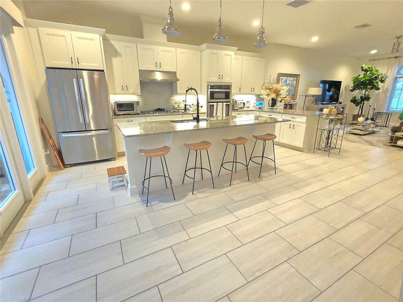 8877 LAKESHORE POINTE DR, WINTER GARDEN, FL, 34787