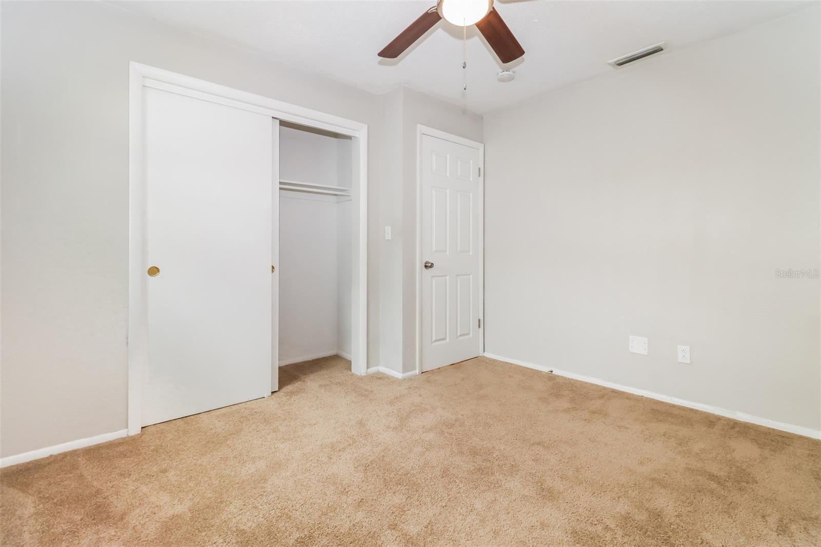 1370 LEONA DR, LARGO, FL, 33770