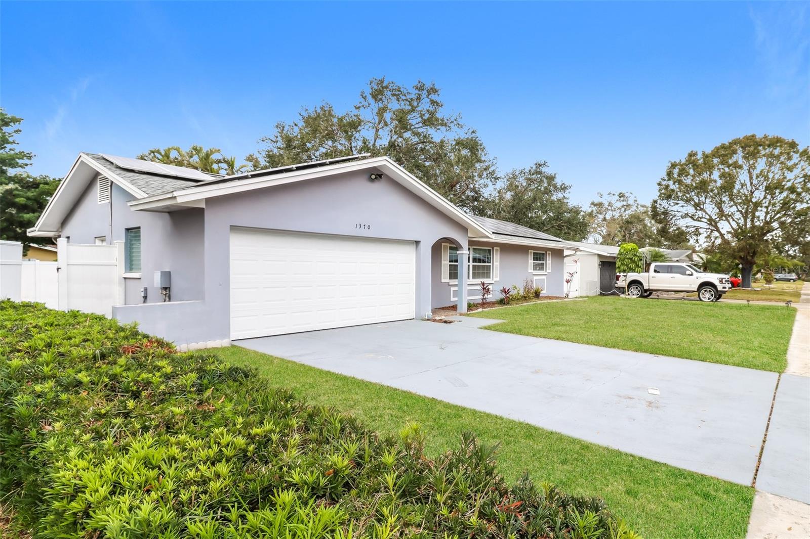 1370 LEONA DR, LARGO, FL, 33770
