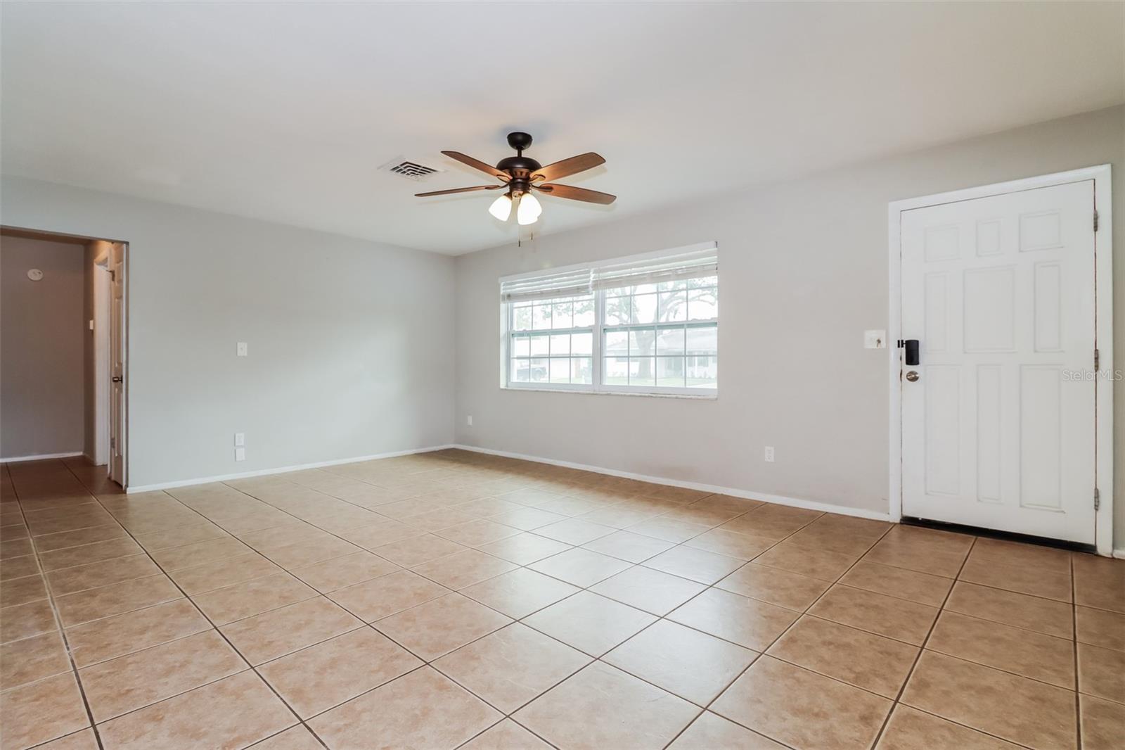 1370 LEONA DR, LARGO, FL, 33770
