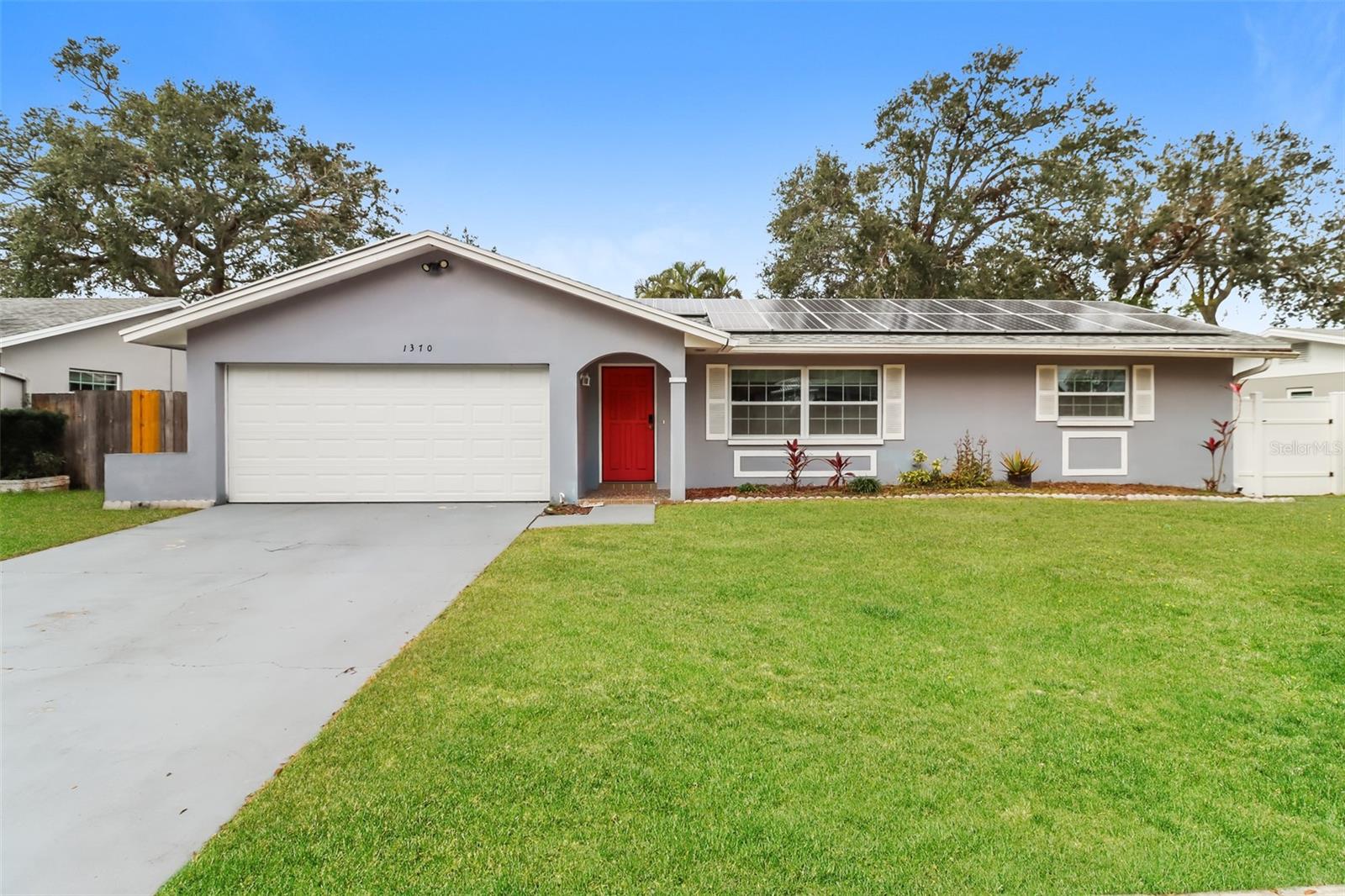 1370 LEONA DR, LARGO, FL, 33770