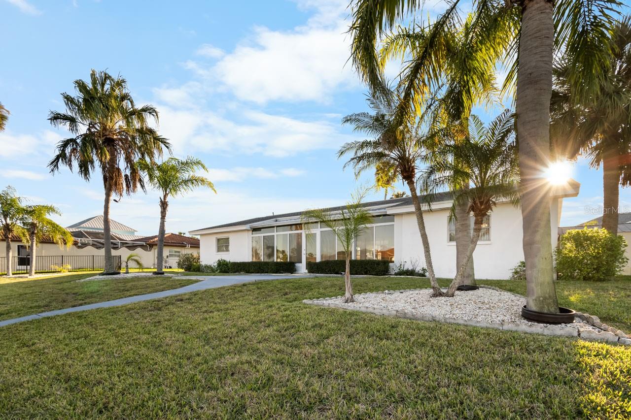 713 GRAN KAYMEN WAY, APOLLO BEACH, FL, 33572