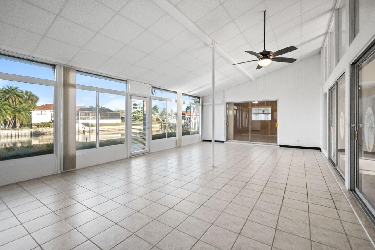 713 GRAN KAYMEN WAY, APOLLO BEACH, FL, 33572