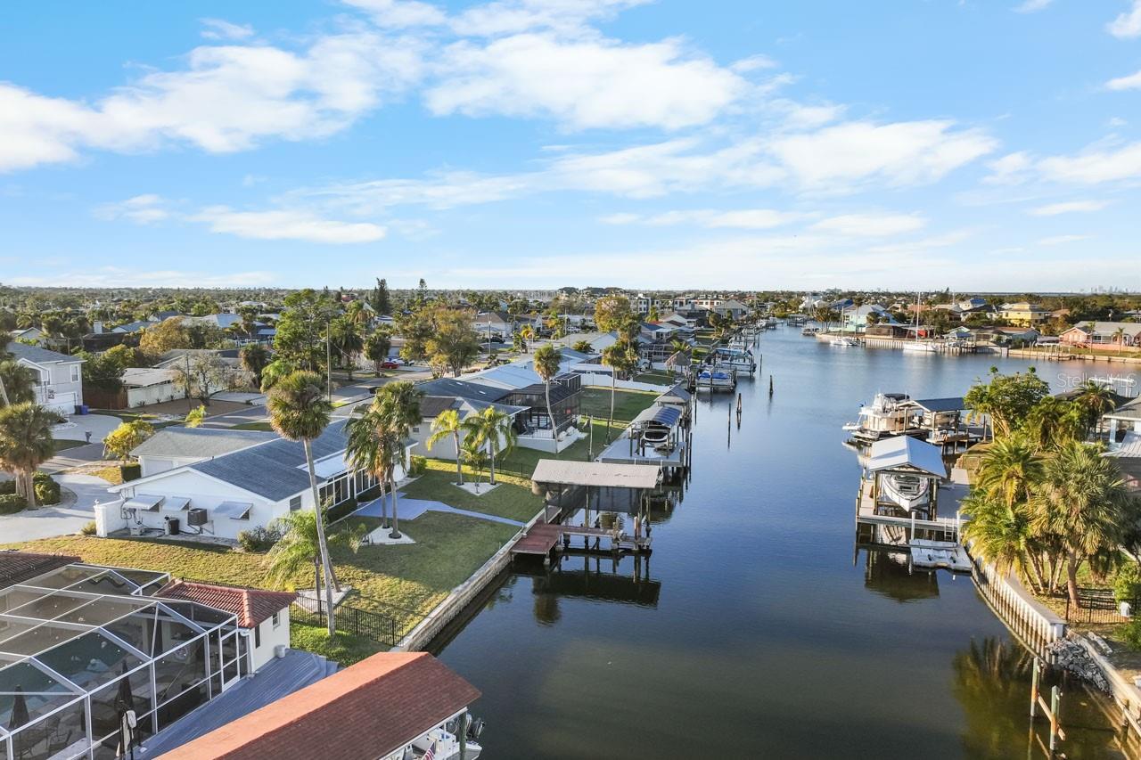 713 GRAN KAYMEN WAY, APOLLO BEACH, FL, 33572