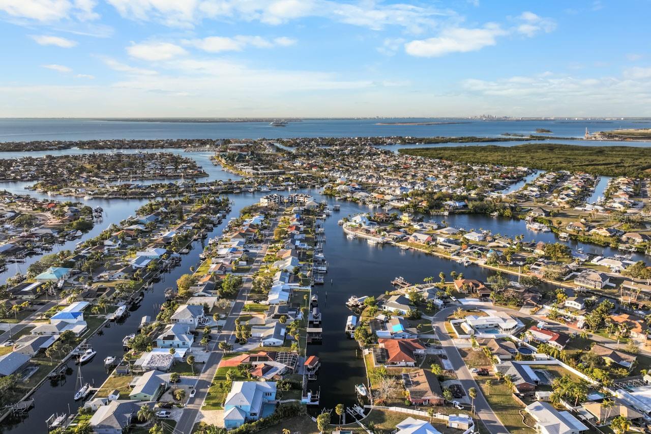 713 GRAN KAYMEN WAY, APOLLO BEACH, FL, 33572