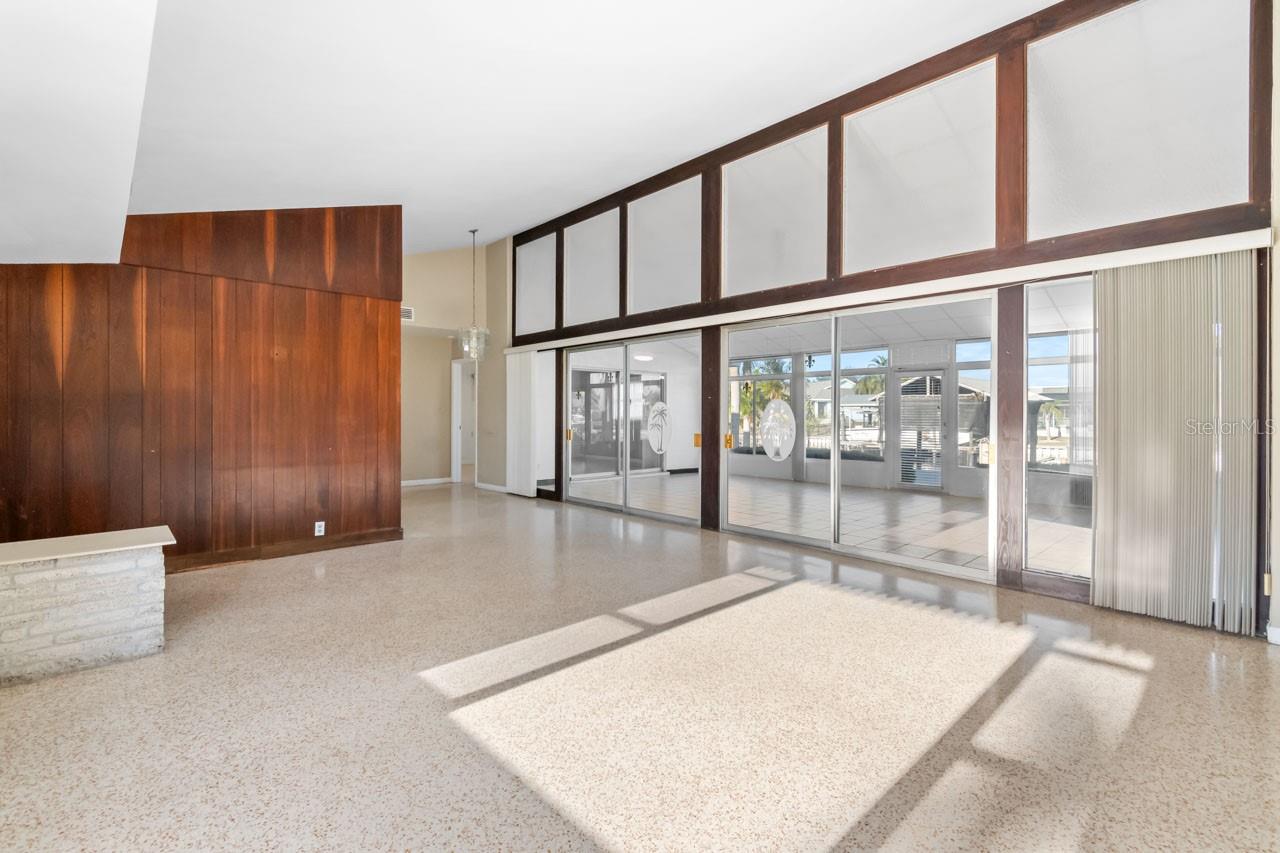 713 GRAN KAYMEN WAY, APOLLO BEACH, FL, 33572