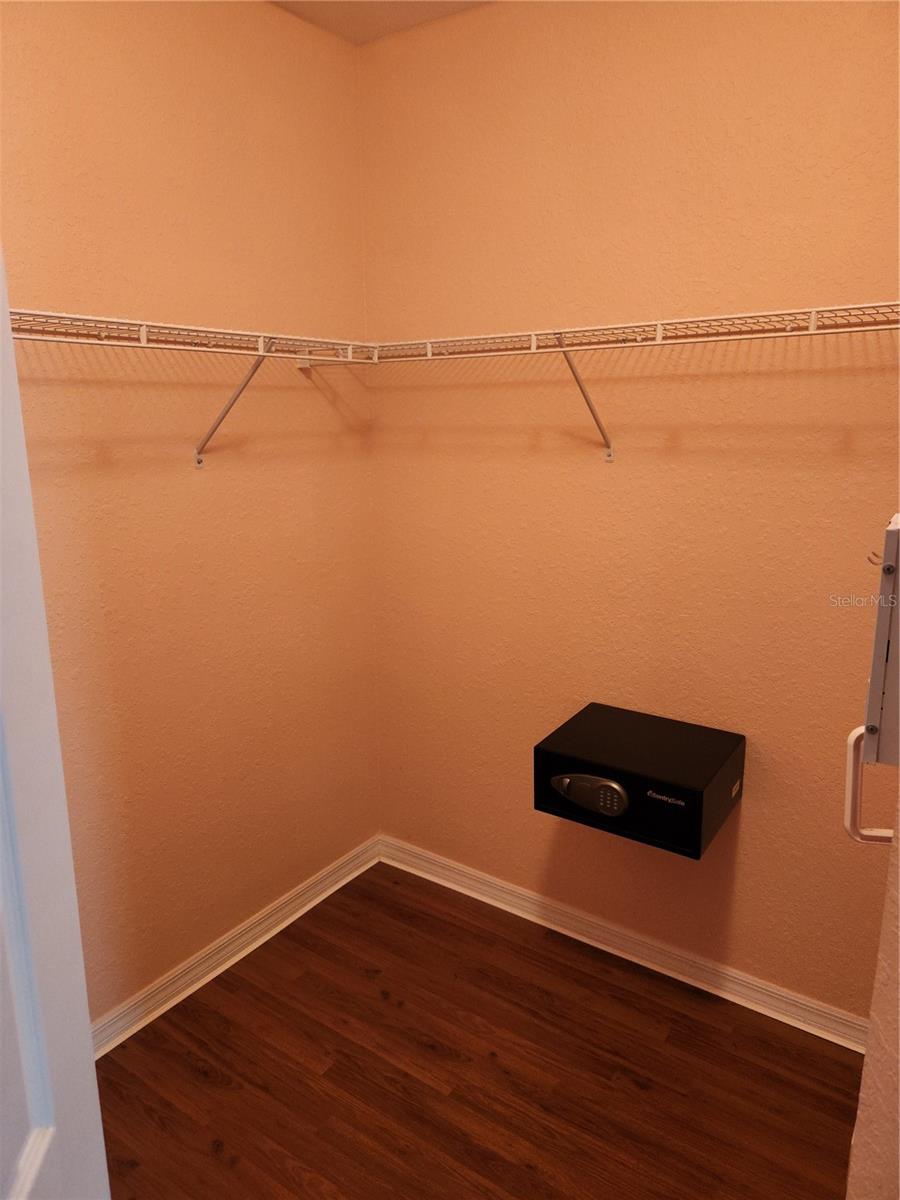 3653 KINGS RD #101, PALM HARBOR, FL, 34685