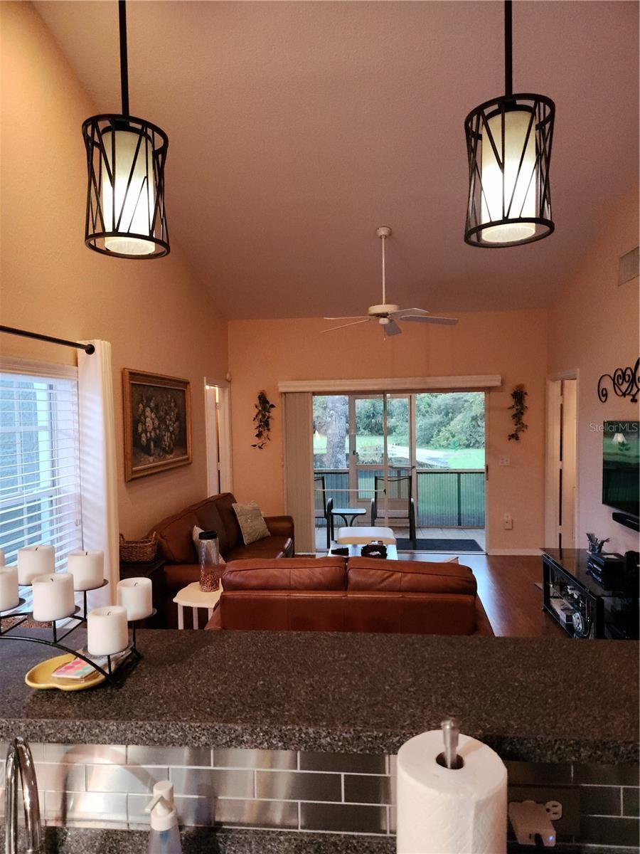3653 KINGS RD #101, PALM HARBOR, FL, 34685