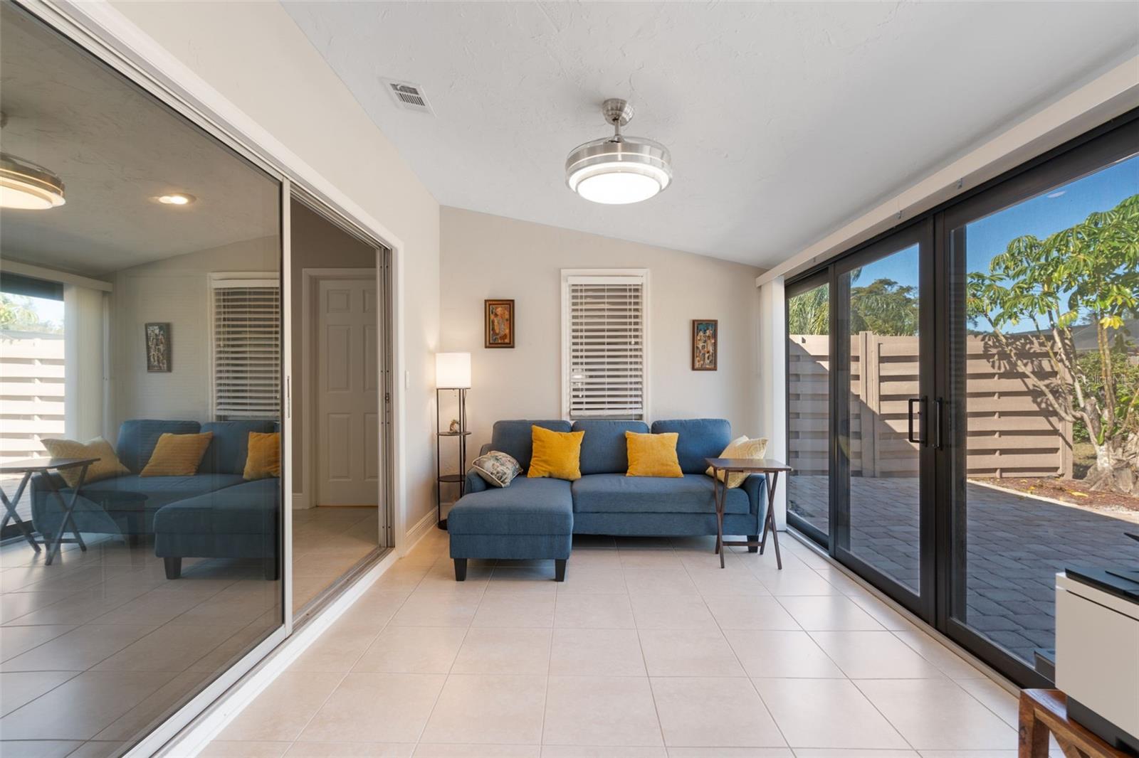 5640 WESTWIND LN, SARASOTA, FL, 34231