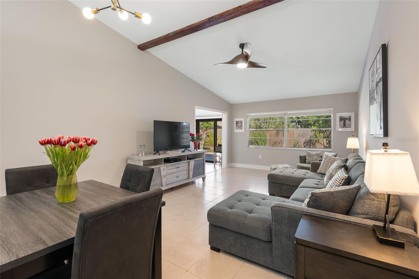 5640 WESTWIND LN, SARASOTA, FL, 34231