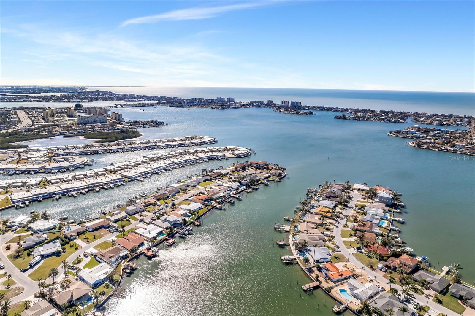 5708 BAYSHORE DR, SEMINOLE, FL, 33772