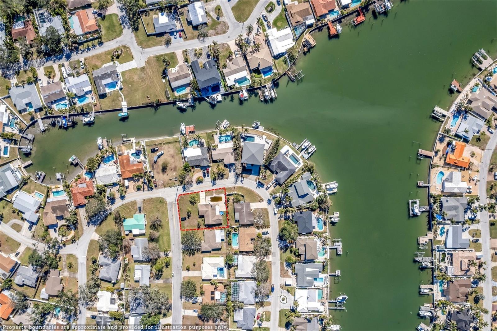 5708 BAYSHORE DR, SEMINOLE, FL, 33772