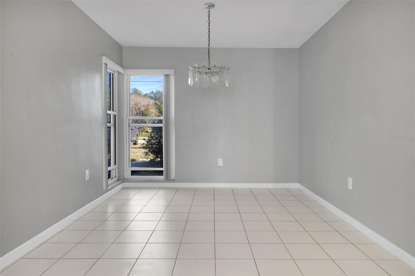5708 BAYSHORE DR, SEMINOLE, FL, 33772