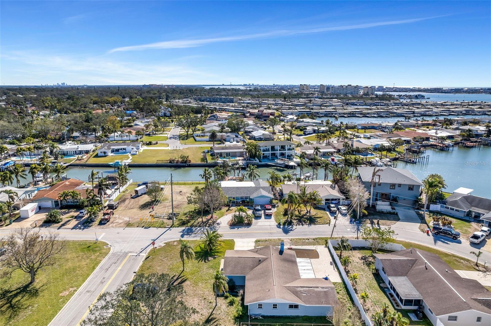 5708 BAYSHORE DR, SEMINOLE, FL, 33772
