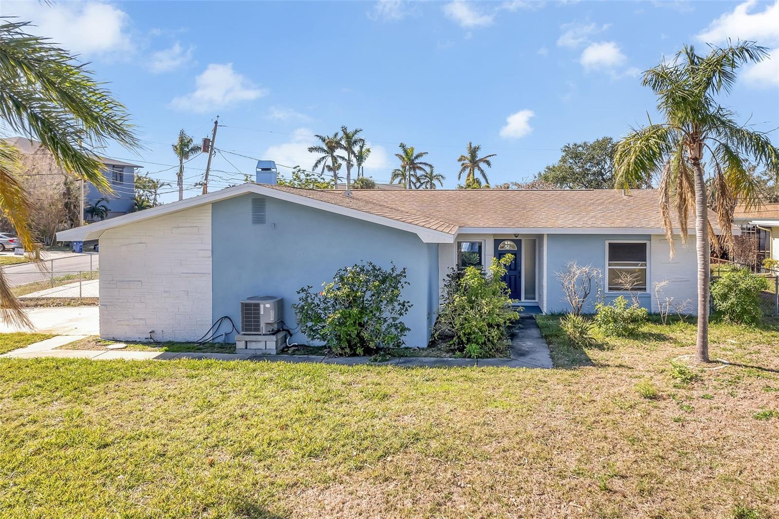 5708 BAYSHORE DR, SEMINOLE, FL, 33772