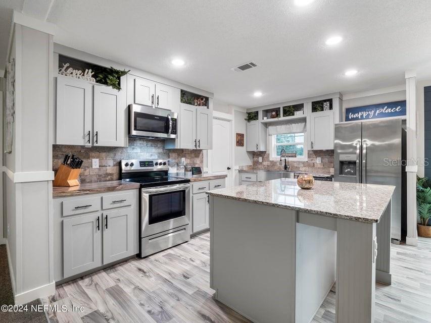 204 1ST ST, MELROSE, FL, 32666