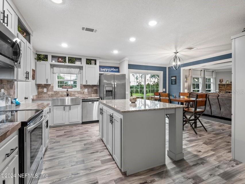 204 1ST ST, MELROSE, FL, 32666