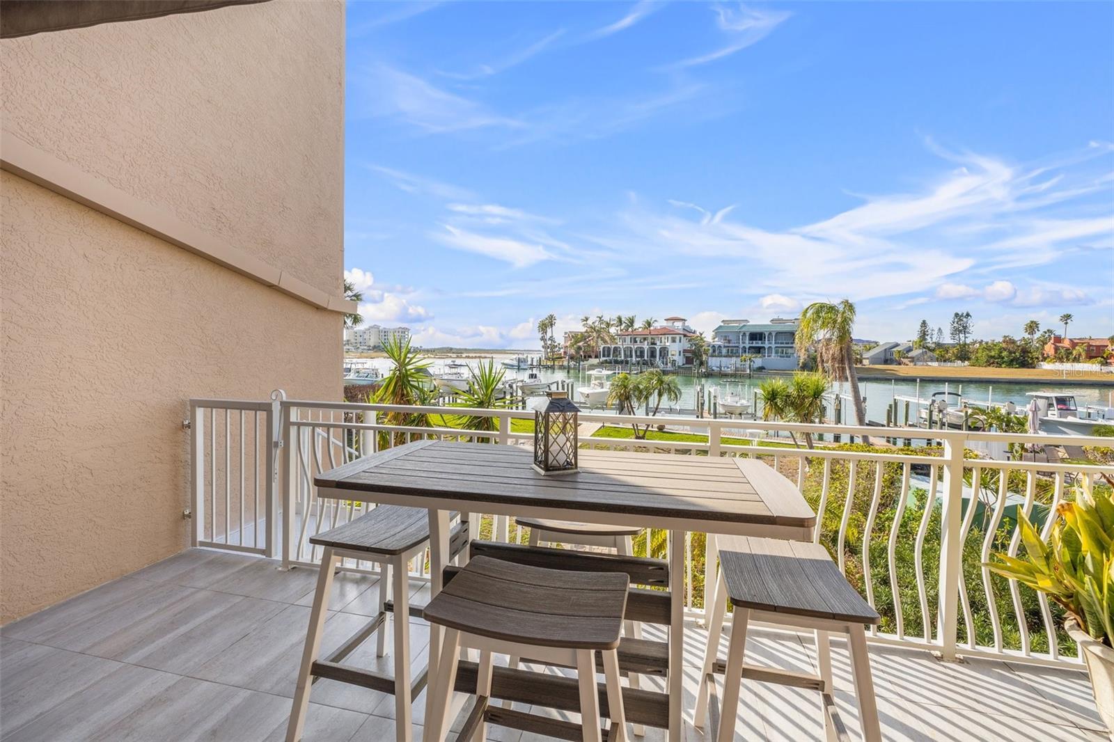 936 PINELLAS BAYWAY S #T10, ST PETERSBURG, FL, 33715
