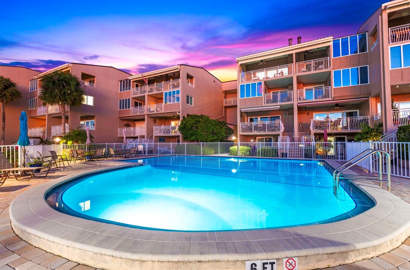 936 PINELLAS BAYWAY S #T10, ST PETERSBURG, FL, 33715