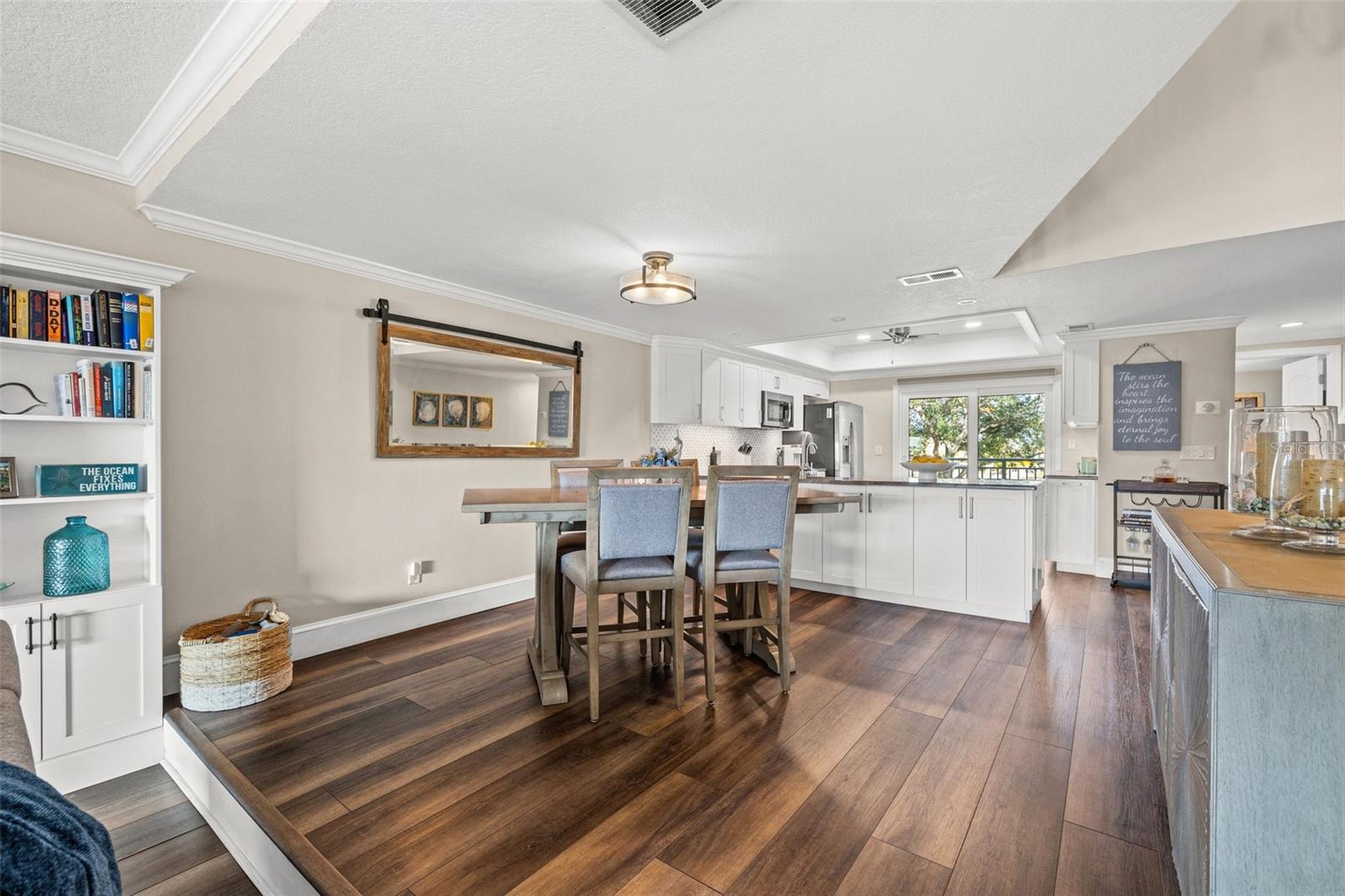 936 PINELLAS BAYWAY S #T10, ST PETERSBURG, FL, 33715