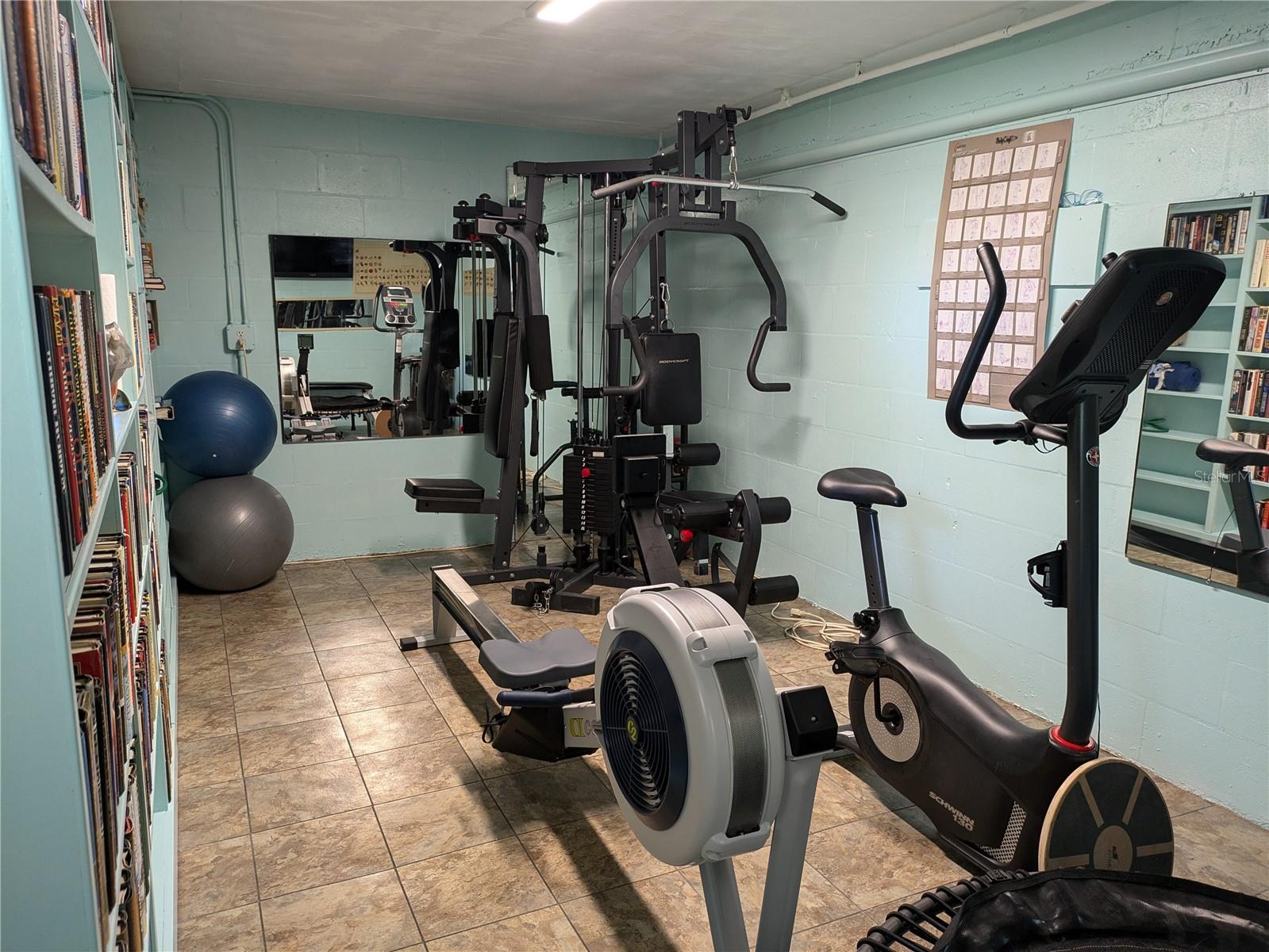 936 PINELLAS BAYWAY S #T10, ST PETERSBURG, FL, 33715