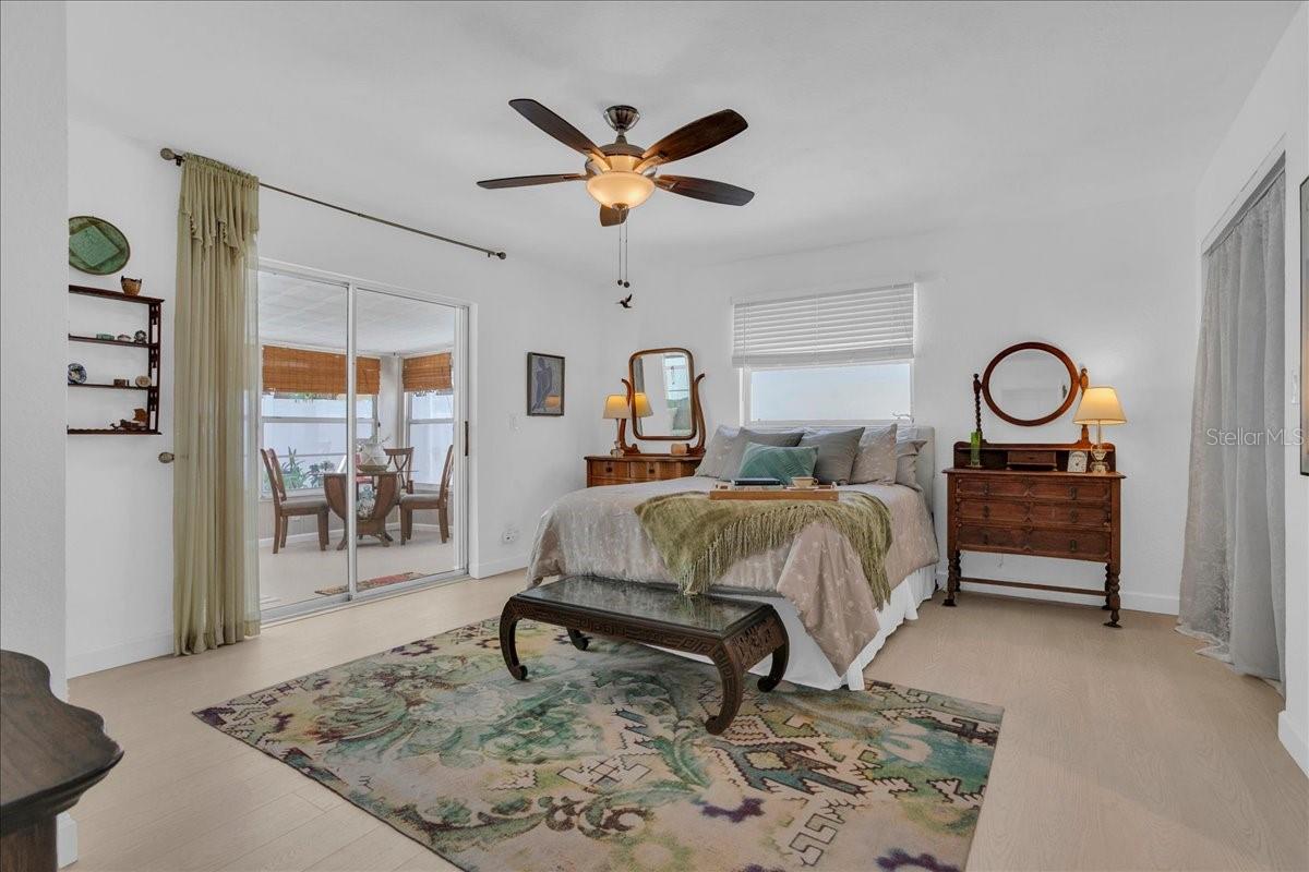 1742 MISSISSIPPI AVE NE, ST PETERSBURG, FL, 33703