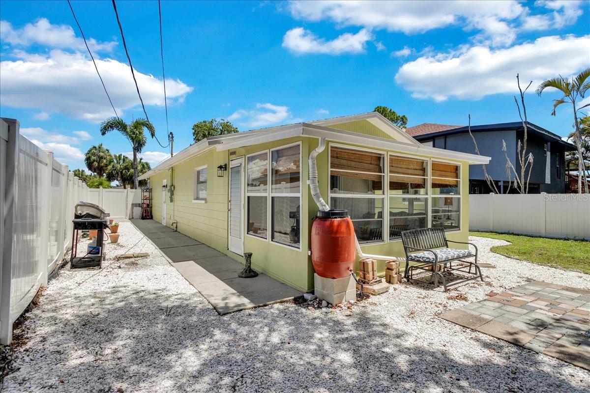 1742 MISSISSIPPI AVE NE, ST PETERSBURG, FL, 33703