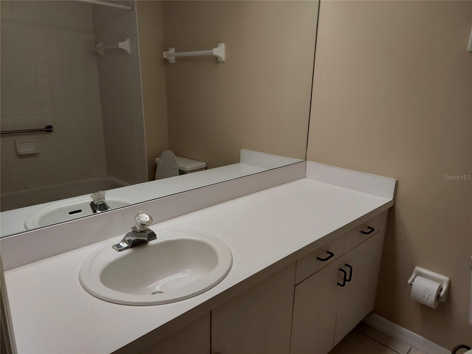 9510 HARBOR GREENS WAY #402, SEMINOLE, FL, 33776