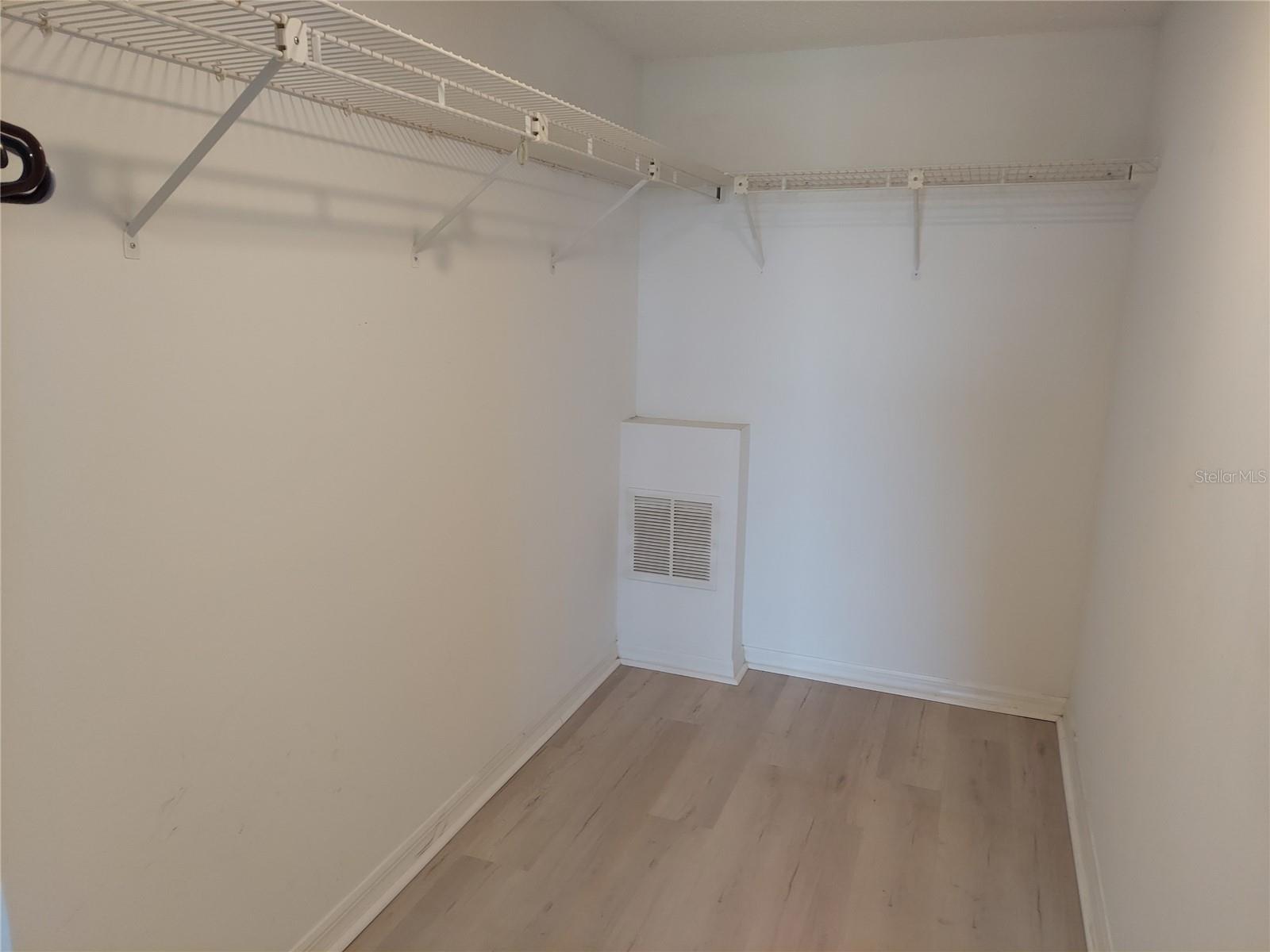 9510 HARBOR GREENS WAY #402, SEMINOLE, FL, 33776