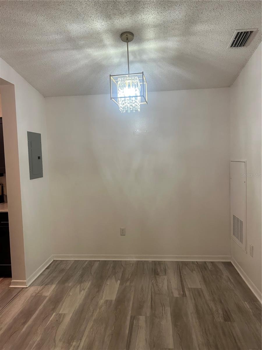 220 RIVERBEND DR #201, ALTAMONTE SPRINGS, FL, 32714
