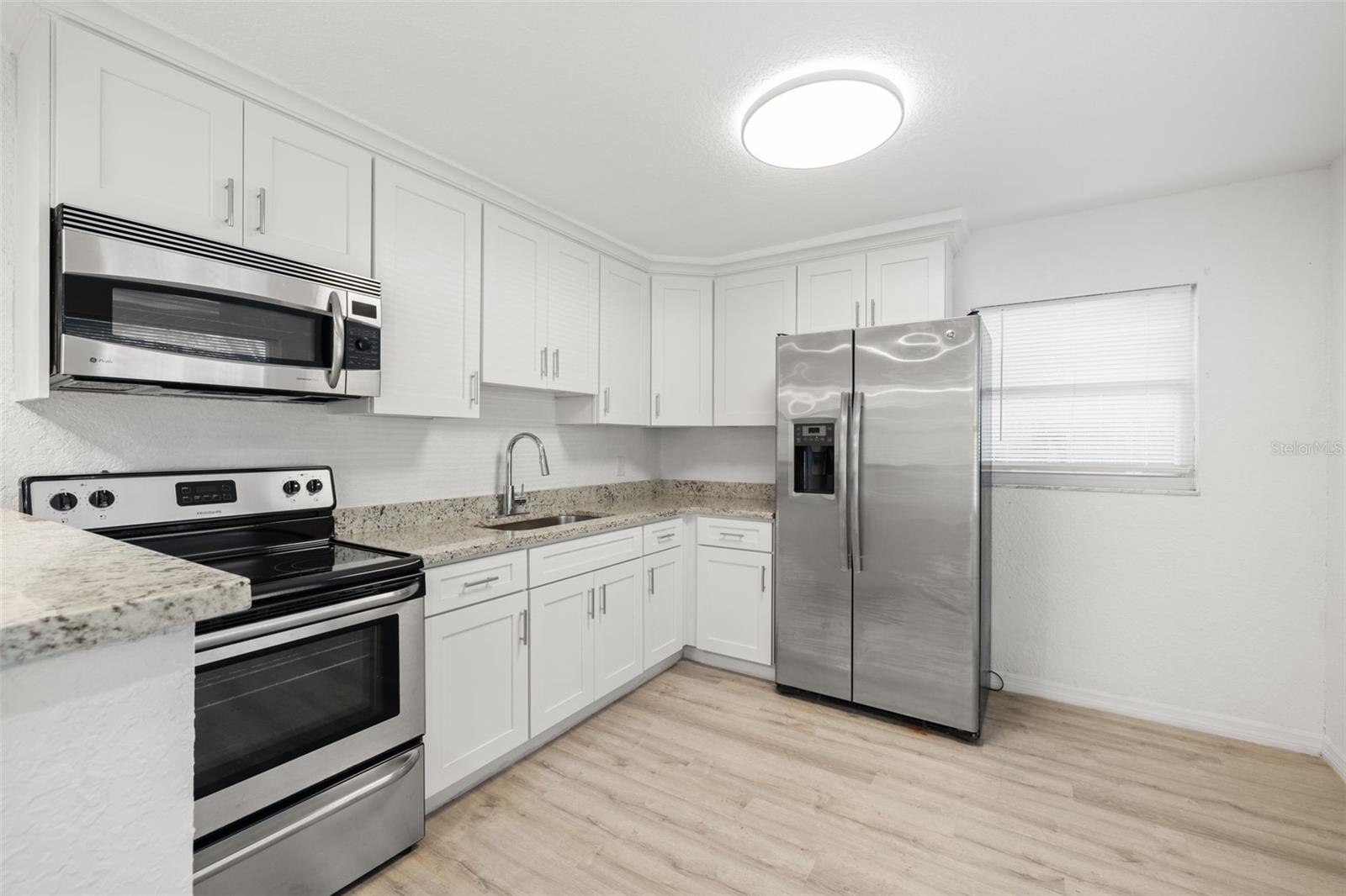 9404 N MULBERRY, TAMPA, FL, 33612