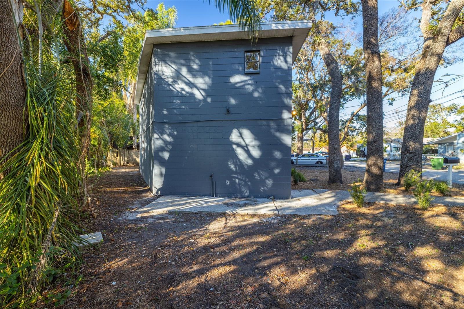 9404 N MULBERRY, TAMPA, FL, 33612