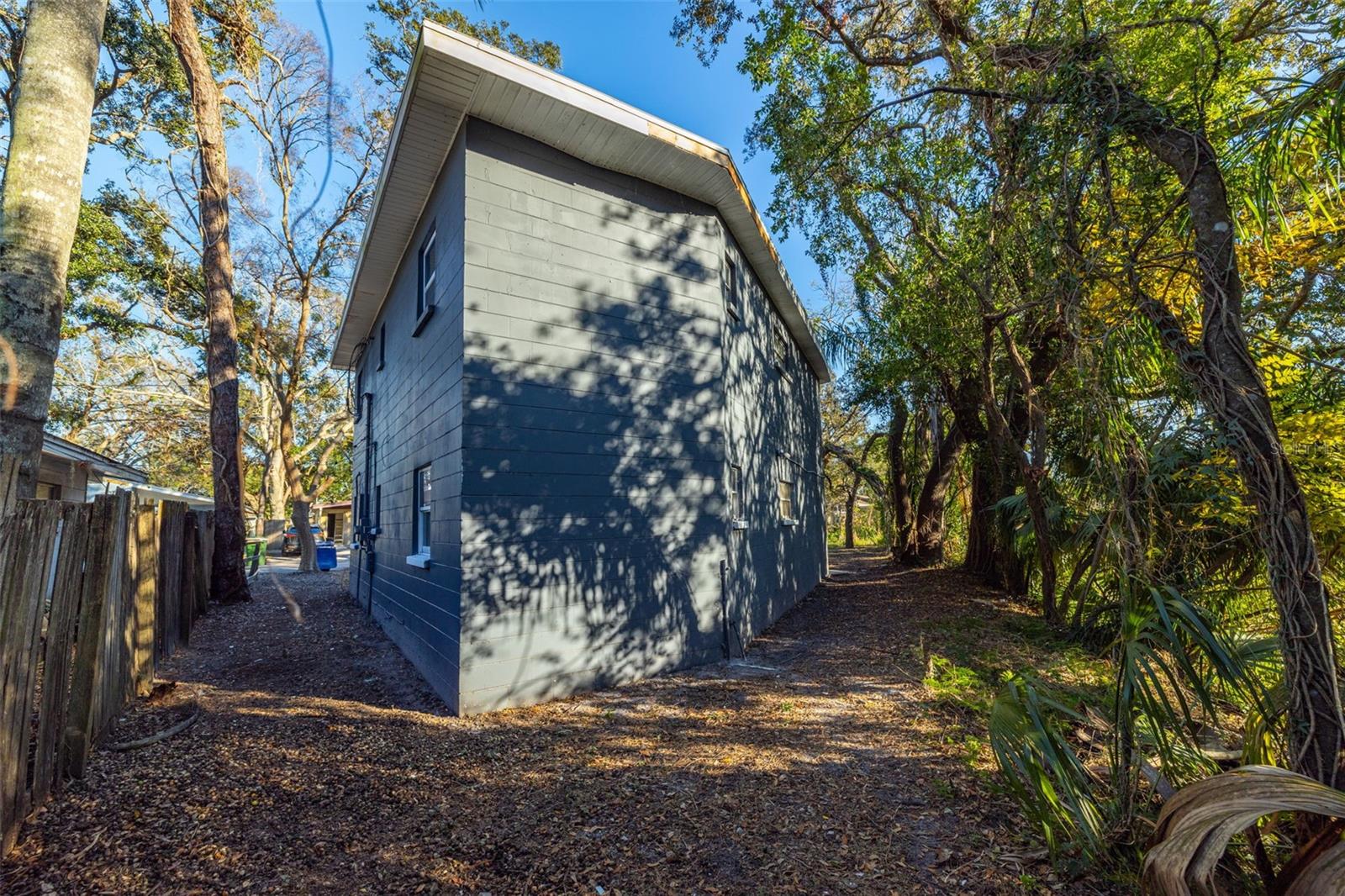 9404 N MULBERRY, TAMPA, FL, 33612