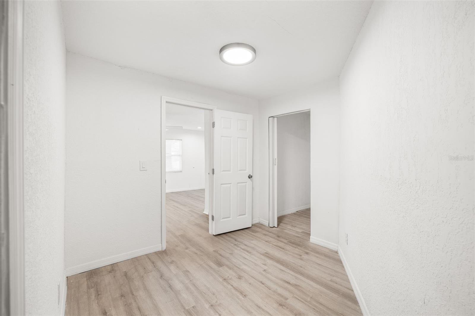 9404 N MULBERRY, TAMPA, FL, 33612