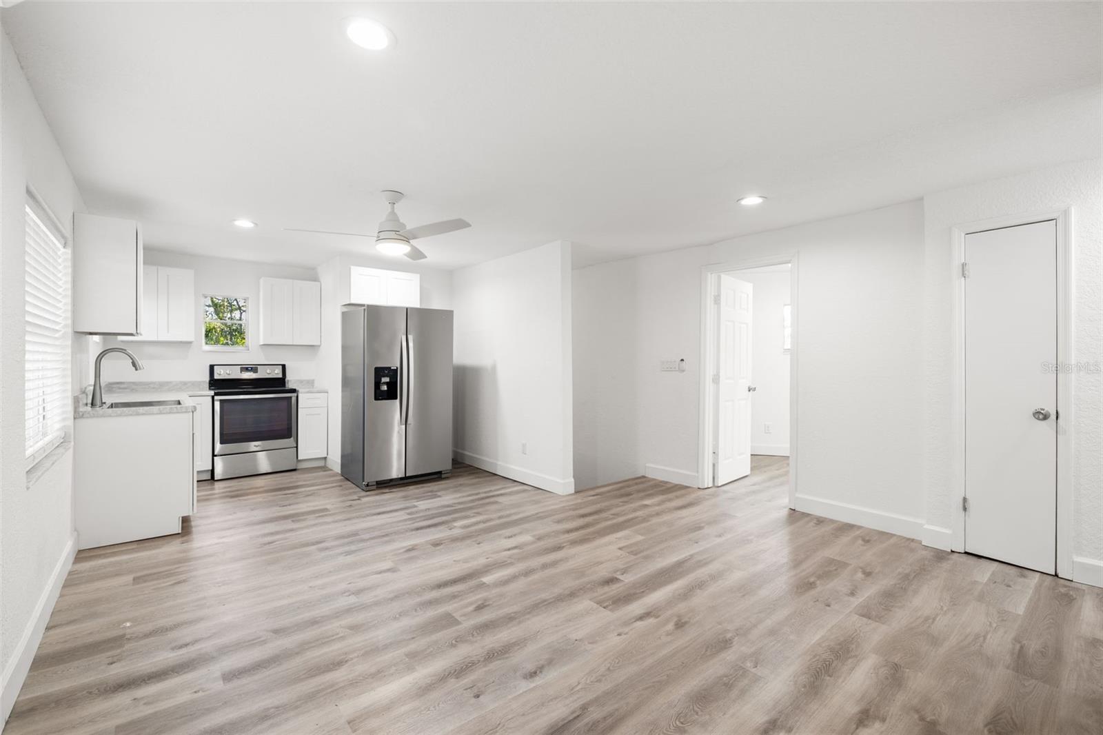 9404 N MULBERRY, TAMPA, FL, 33612