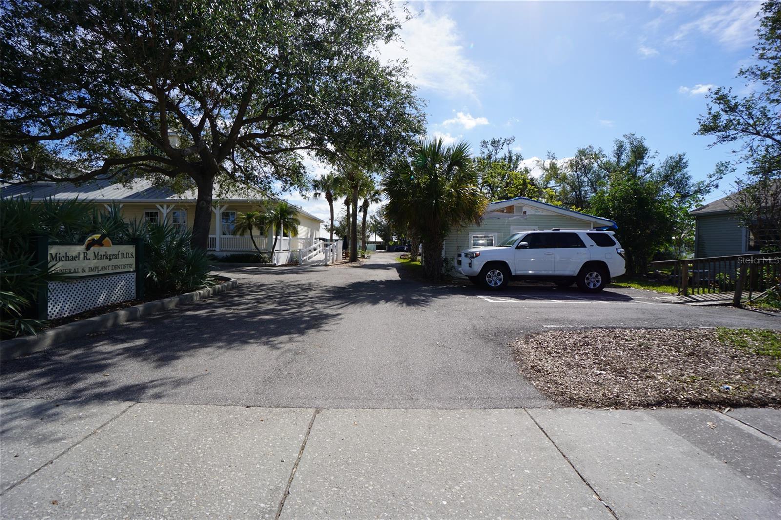 302 GOLDSTEIN ST, PUNTA GORDA, FL, 33950