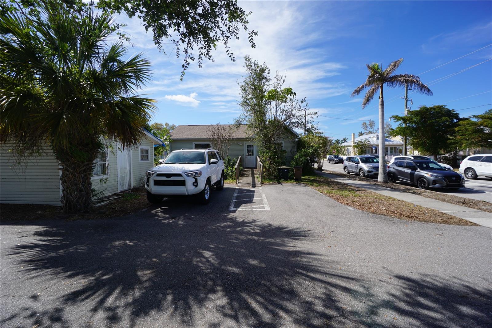 302 GOLDSTEIN ST, PUNTA GORDA, FL, 33950