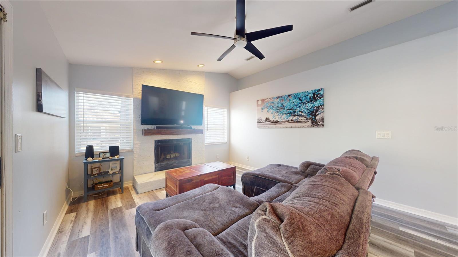 21 FREEPORT LN, PALM COAST, FL, 32137