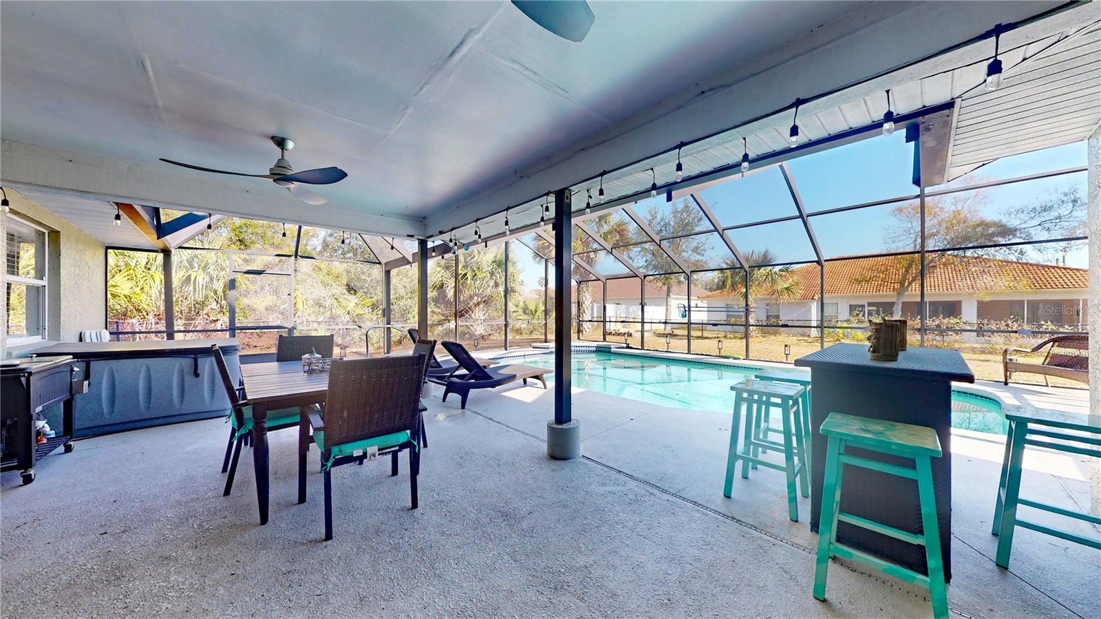 21 FREEPORT LN, PALM COAST, FL, 32137